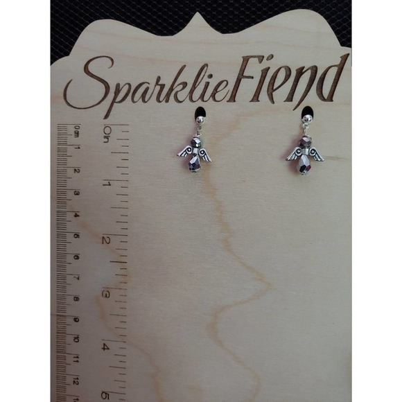 Tiny pewter-colored angel earrings - Picture 3 of 6